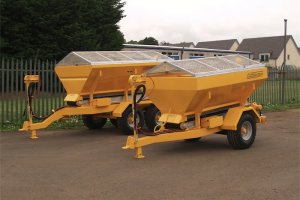 2.5m and 3.5m Towed Spreaders 2.5m and 3.5m Towed Spreaders